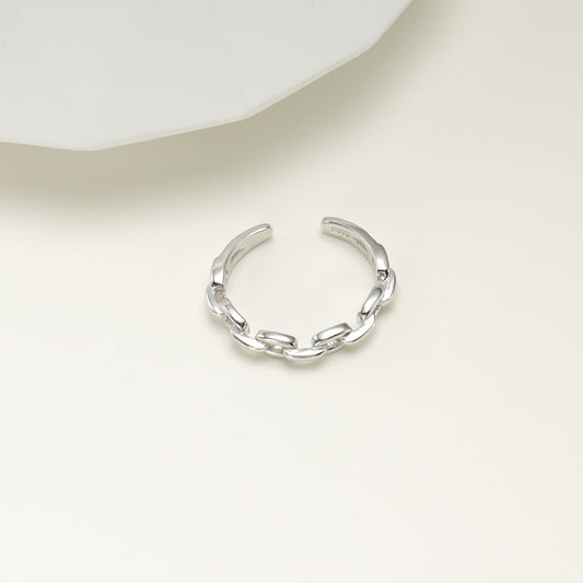 Danity Silver Chain Ring