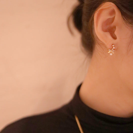 Beauty Bow Tiny Diamond Earrings