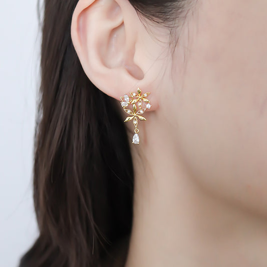 Cluster of Flower Drop Earrings