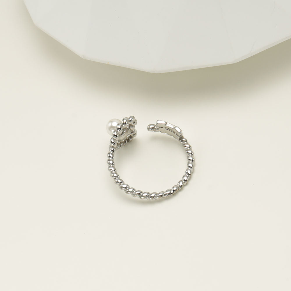 Heart pearl ring.