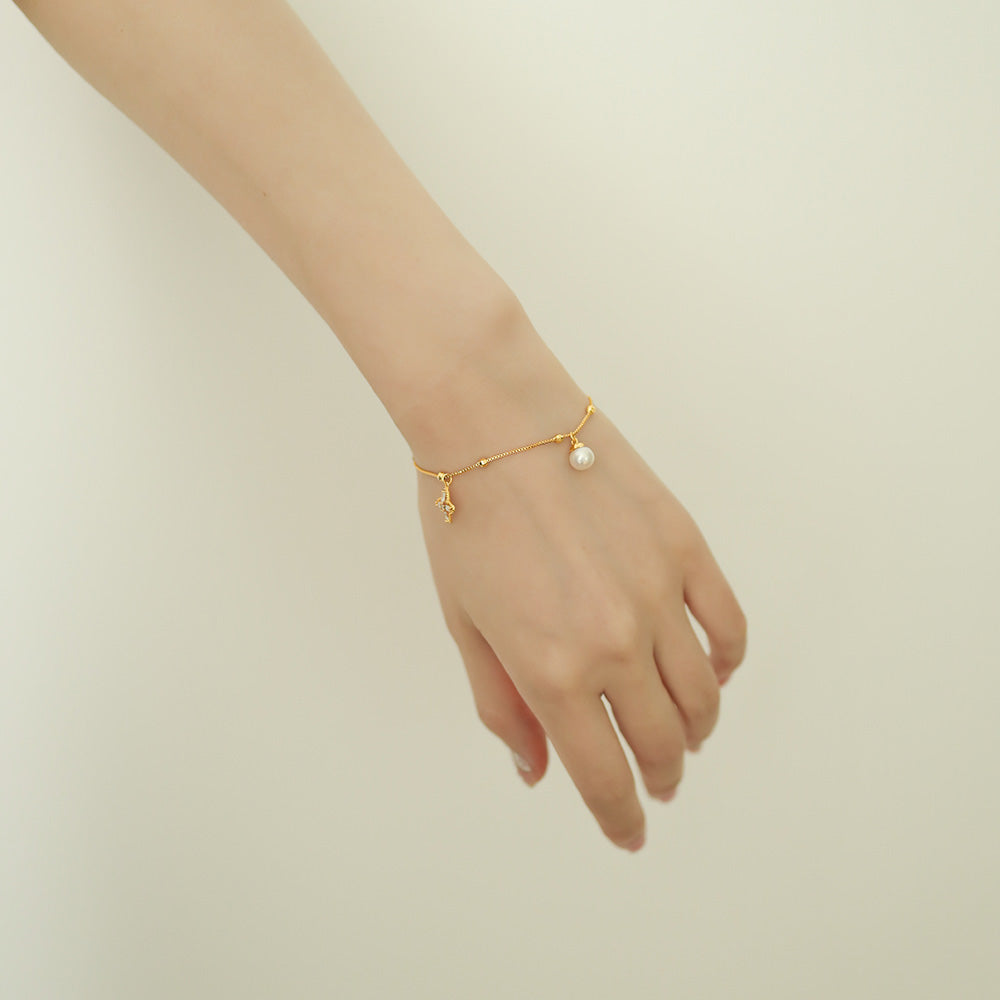 Real pearl bracelet.