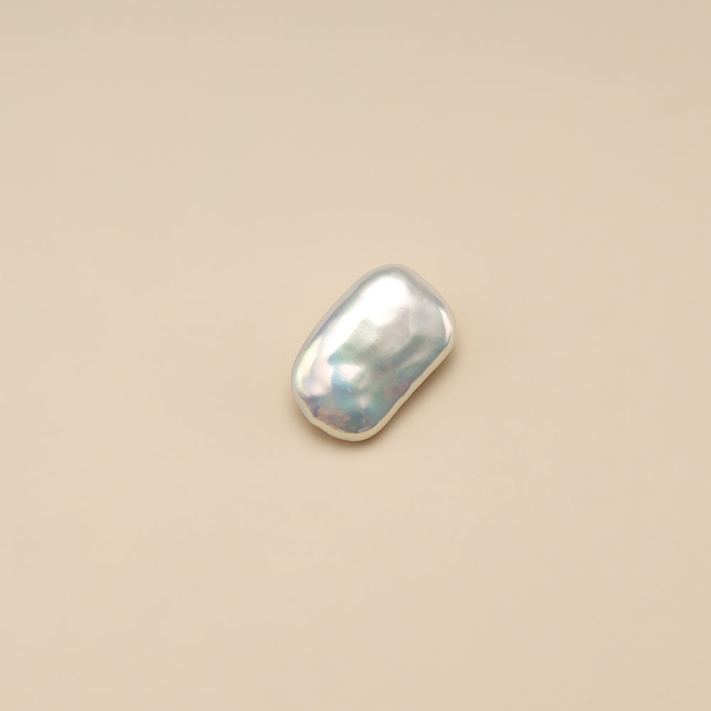 A rectangle pearl.